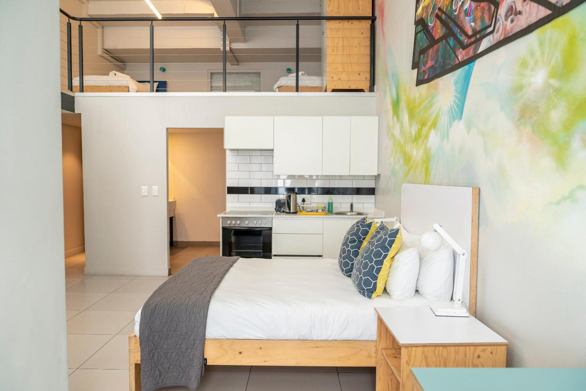 Mojo Hotel & Market Cape Town Room photo