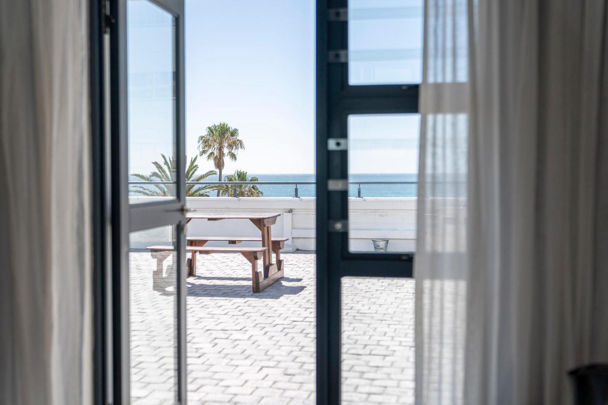 Mojo Hotel & Market Cape Town Room photo