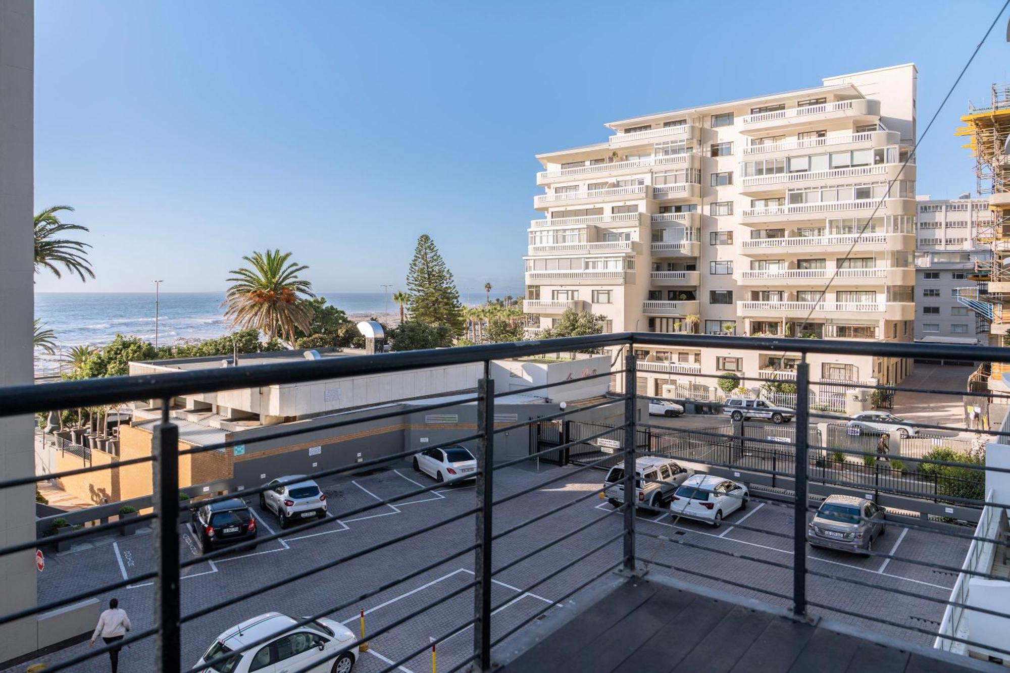 Mojo Hotel & Market Cape Town Room photo