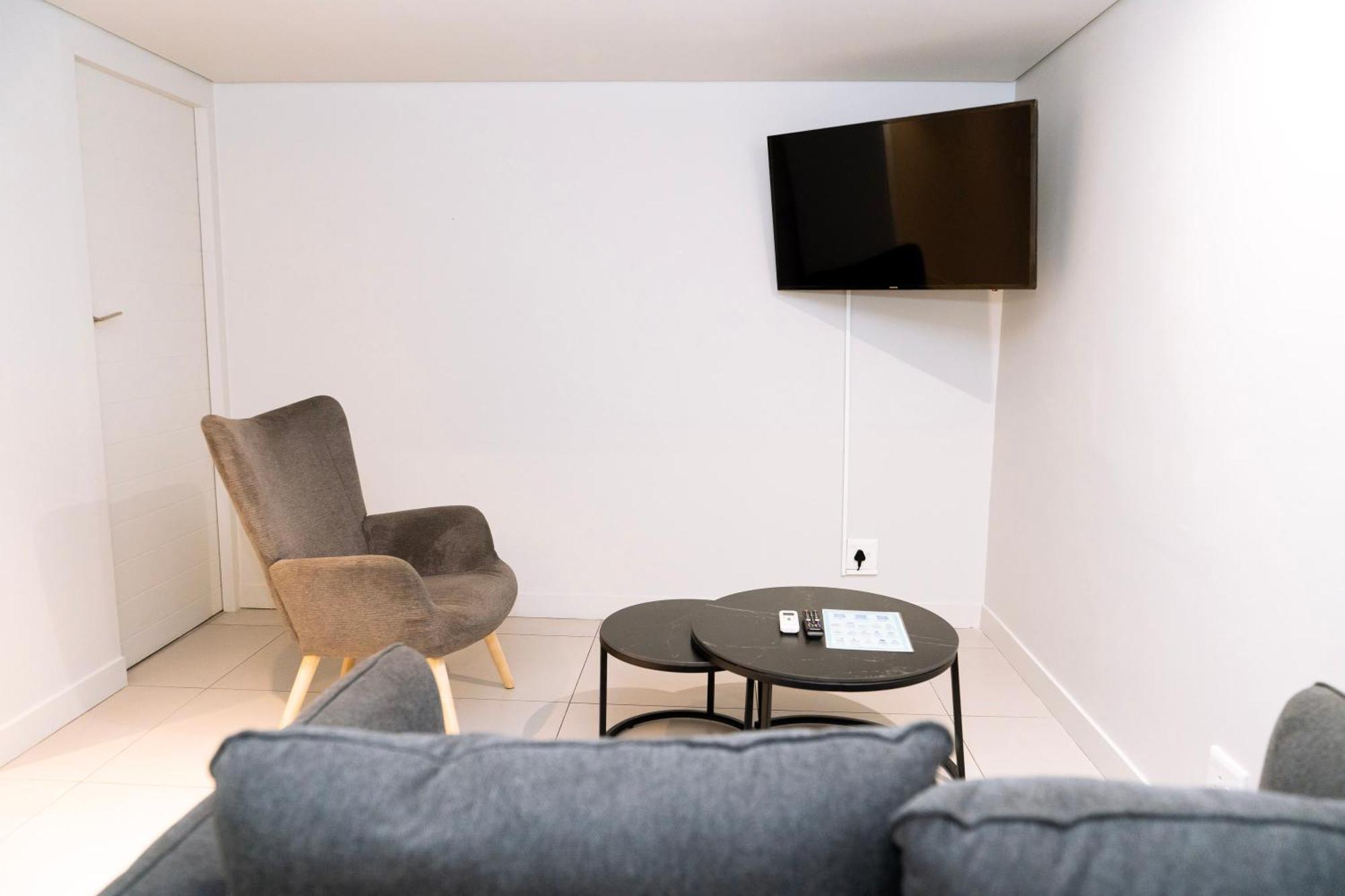 Mojo Hotel & Market Cape Town Room photo
